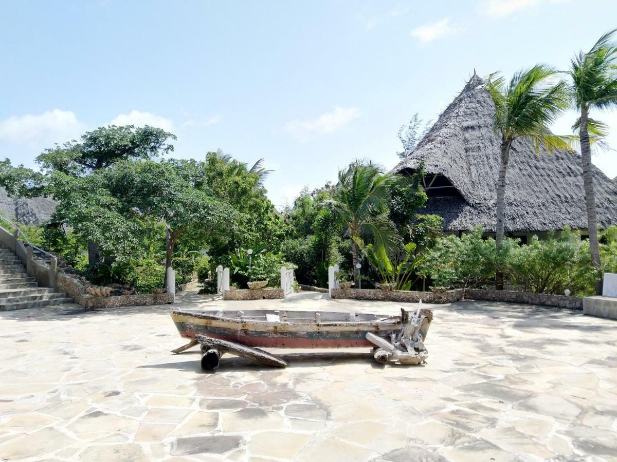 Malaika Beach Villas Malindi Exterior photo
